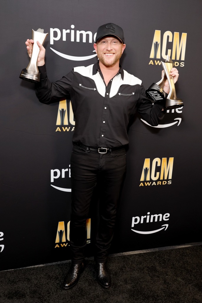 Cole Swindell Wins Three ACM Awards at 58th Academy of Country Music Awards: Song of the Year (as Songwriter and Artist) and Single of the Year, All for “She Had Me At Heads Carolina”